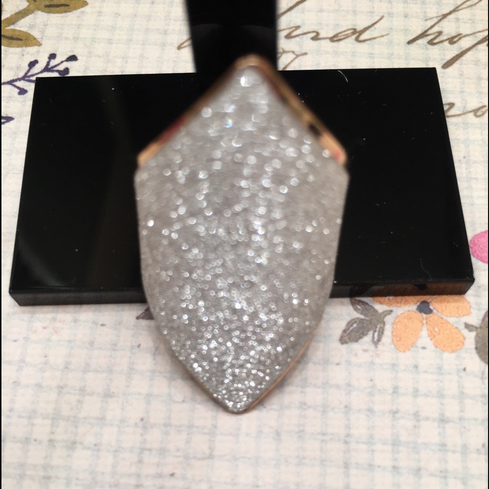 Fashion silver ring
